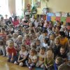 Rok szkolny 2021/2022 - Żłobkowicze oglądają pokaz baniek mydlanych